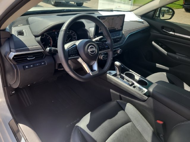 Used 2024 Nissan Altima 2.5 SL FWD image 19