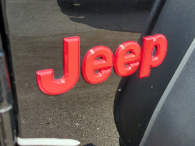 Used 2020 Jeep Gladiator Sport w/ Quick Order Package 24S AWD/4WD image 10