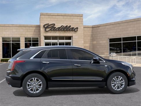New 2026 Cadillac XT5 Luxury image 5
