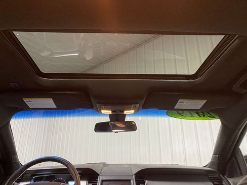 Used 2019 Ford Taurus SEL w/ Equipment Group 201A image 17