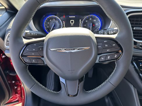 New 2026 Chrysler Pacifica Limited w/ S Appearance Package image 7