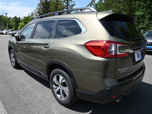 Certified 2024 Subaru Ascent Premium w/ Convenience Package image 10