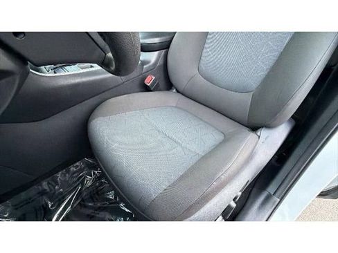 Certified 2025 Toyota RAV4 XLE AWD/4WD image 19
