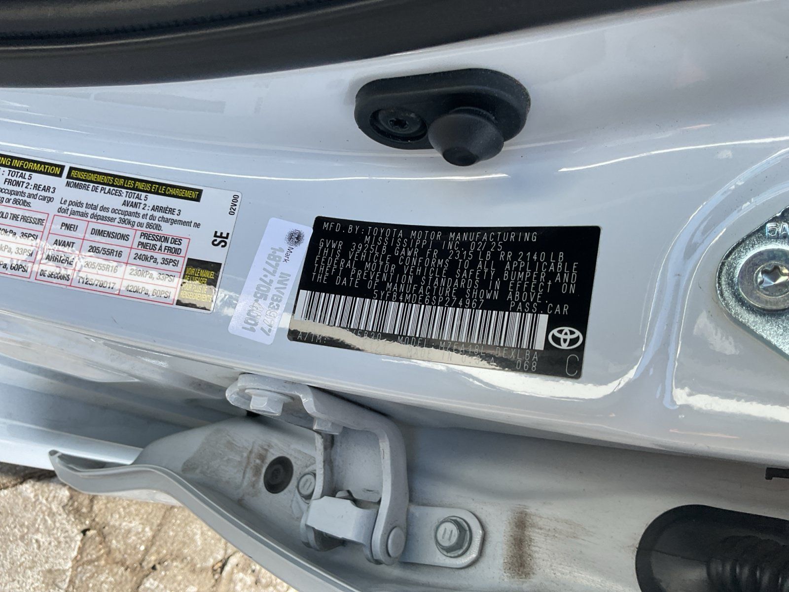 Used 2025 Toyota Corolla LE FWD image 27