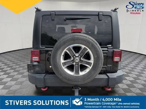 Used 2017 Jeep Wrangler Rubicon w/ Power Convenience Group AWD/4WD image 7