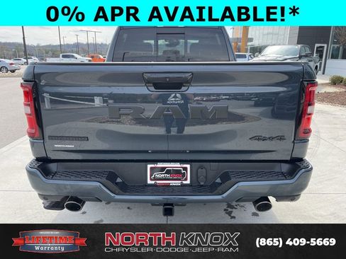 New 2026 RAM 1500 Big Horn AWD/4WD image 18
