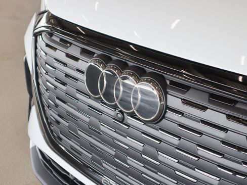 Certified 2024 Audi Q4 e-tron Premium Plus image 24