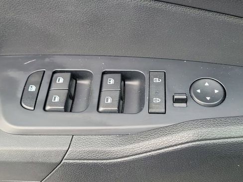 Used 2024 Kia Sportage LX image 20