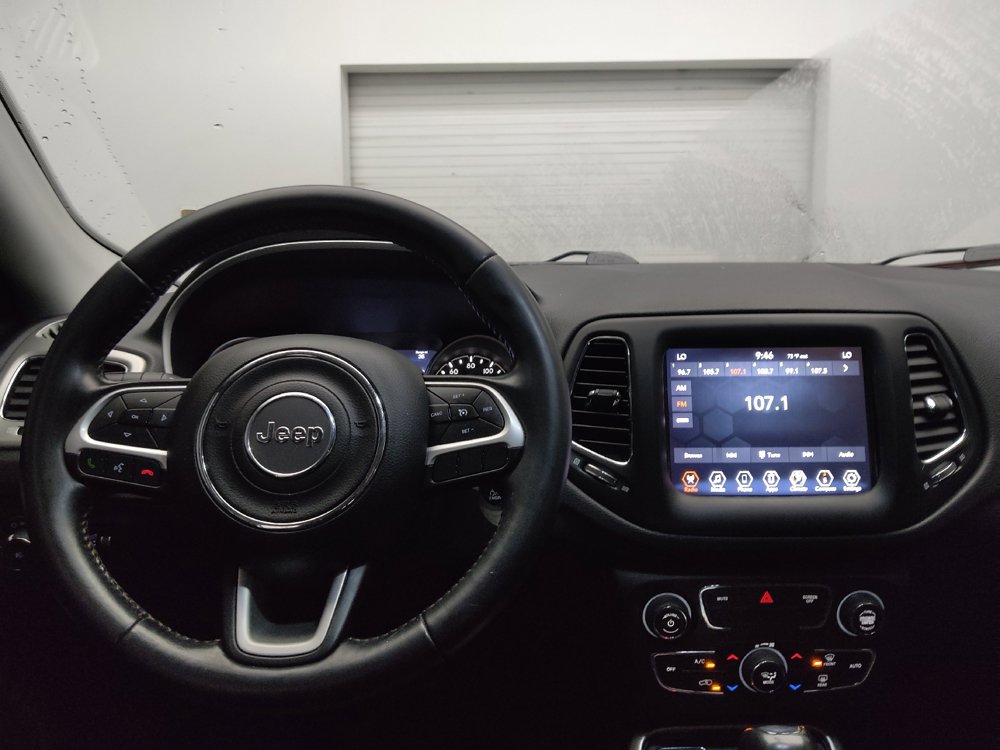 Used 2020 Jeep Compass Latitude w/ Popular Equipment Group FWD image 22