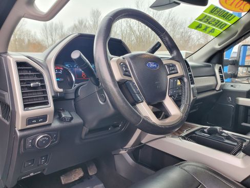 Used 2019 Ford F250 Lariat w/ Lariat Ultimate Package image 11
