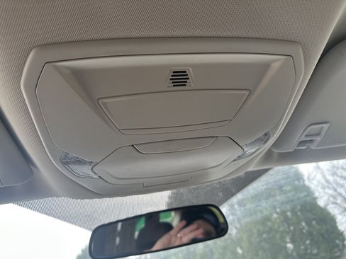 Used 2017 Ford Escape SE w/ Equipment Group 201A image 12