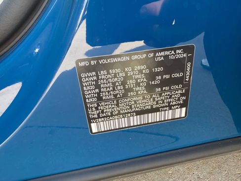 Used 2025 Volkswagen Atlas SEL AWD/4WD image 22