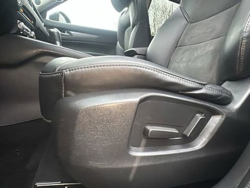 Used 2018 MAZDA CX-5 Touring w/ Preferred Equipment Package image 24