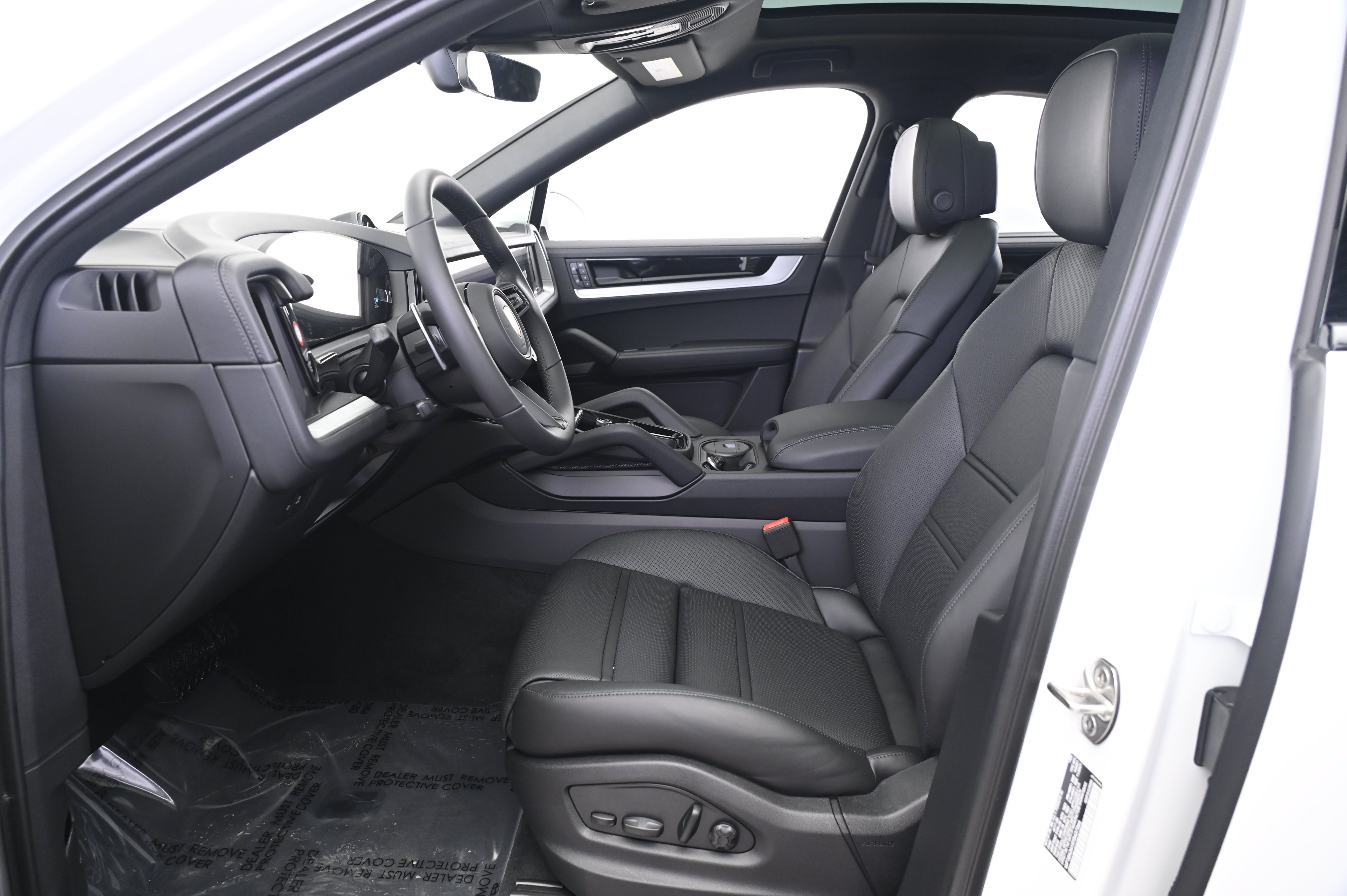 Used 2026 Porsche Cayenne Coupe AWD/4WD image 29