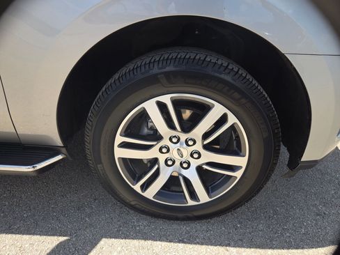 Used 2022 Ford Expedition XLT RWD image 28