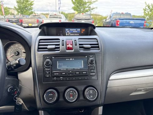 Used 2015 Subaru Forester 2.5i Limited w/ Popular Package #1 AWD/4WD image 26