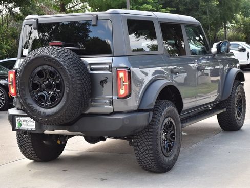 Certified 2022 Ford Bronco Wildtrak AWD/4WD image 8