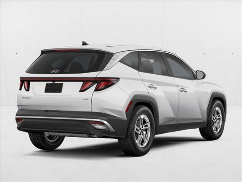 New 2025 Hyundai Tucson SE image 2