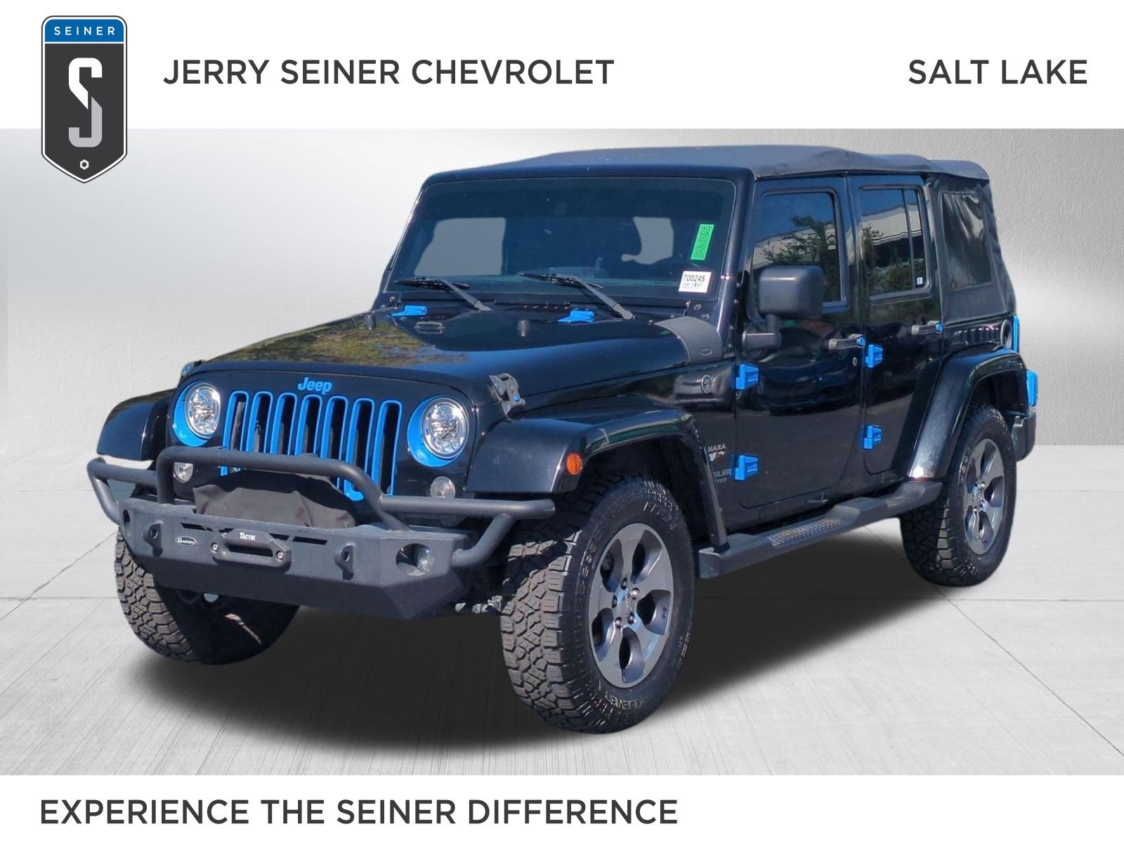 Used 2017 Jeep Wrangler Unlimited Sahara w/ Connectivity Group AWD/4WD image 1