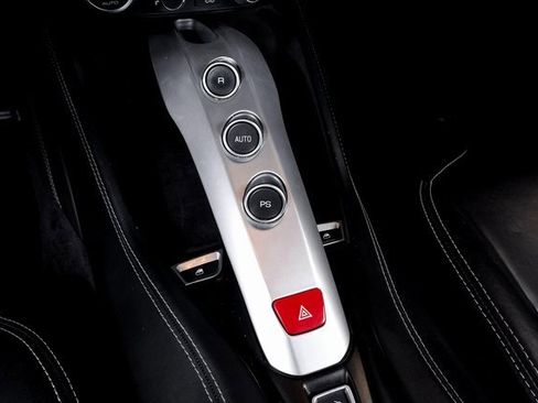 Used 2016 Ferrari California T image 47