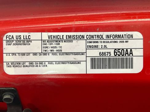 Used 2025 Jeep Wrangler Sahara w/ Safety Group image 21