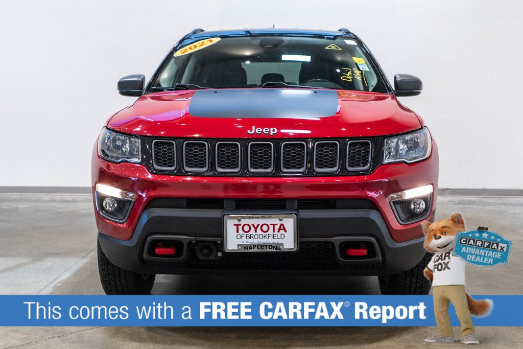 Used 2021 Jeep Compass Trailhawk w/ Convenience Group AWD/4WD image 2