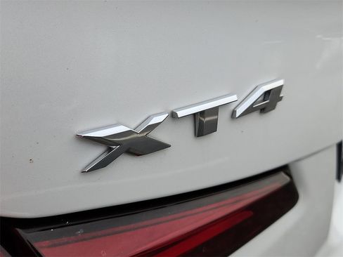 Used 2022 Cadillac XT4 Premium Luxury w/ Cold Weather Package image 32