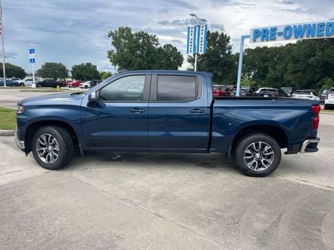 Used 2021 Chevrolet Silverado 1500 LT RWD image 3