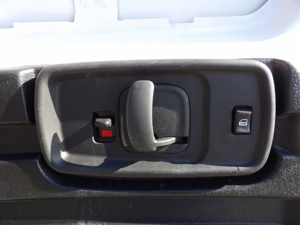 Used 2019 Chevrolet Express 3500 Extended w/ Driver Convenience Package RWD image 43