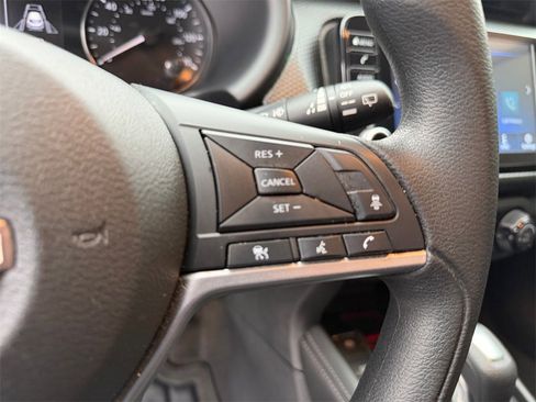 Used 2022 Nissan Kicks SV image 30