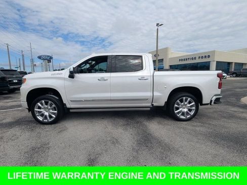 Used 2023 Chevrolet Silverado 1500 High Country w/ High Country Premium Package AWD/4WD image 8