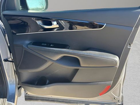 Used 2019 Kia Sorento LX w/ Option Group 020 image 11