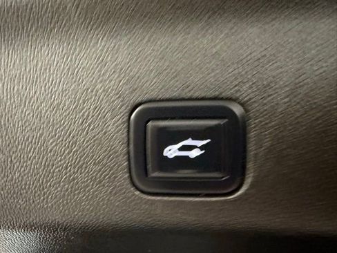 Used 2021 Chevrolet Tahoe High Country w/ Premium Package 2 image 9