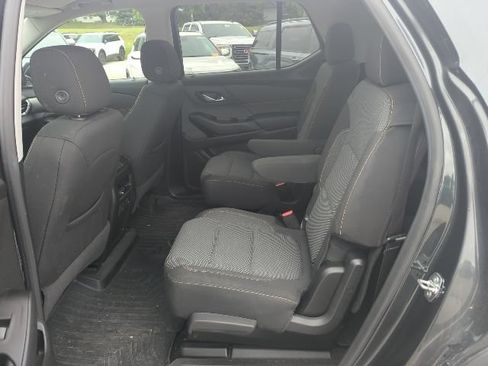 Used 2019 Chevrolet Traverse LT AWD/4WD image 5