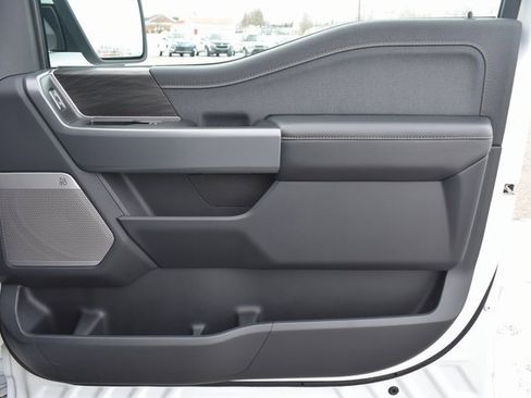 Used 2024 Ford F150 Lightning Lariat image 48