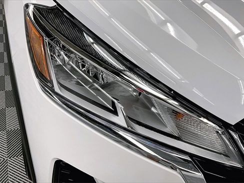 New 2025 Nissan Kicks Play S image 14