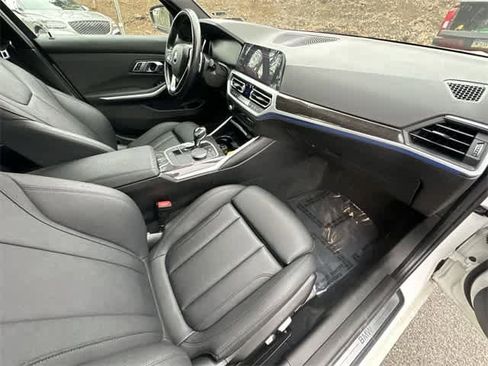 Used 2020 BMW 330i xDrive Sedan w/ Premium Package image 20