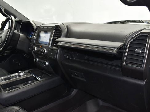 Used 2018 Ford Expedition Limited image 24
