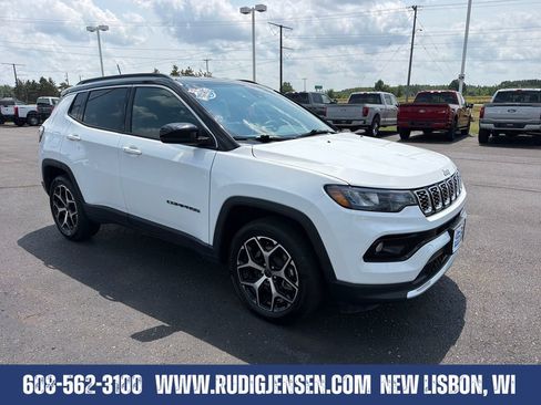 Used 2025 Jeep Compass Limited AWD/4WD image 7