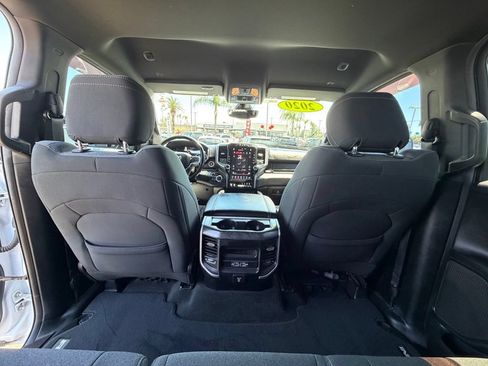 Used 2020 RAM 1500 Big Horn AWD/4WD image 13