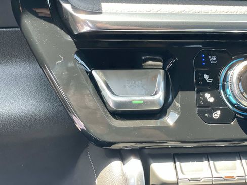 New 2026 GMC Sierra 1500 Denali w/ Technology Package AWD/4WD image 16