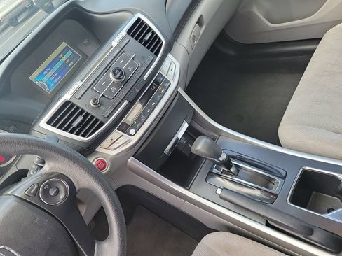 Used 2014 Honda Accord EX image 36