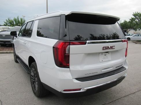 Used 2025 GMC Yukon XL Elevation RWD image 5