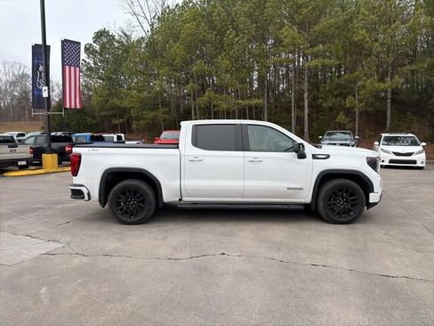 Used 2022 GMC Sierra 1500 Elevation w/ Elevation Premium Package image 6