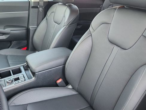 New 2026 Kia Sorento EX image 8