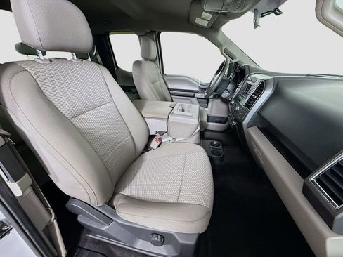 Used 2016 Ford F150 XLT image 24