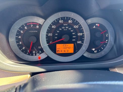 Used 2009 Toyota RAV4 Limited image 16