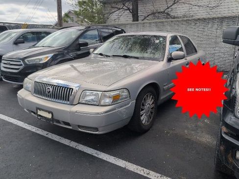 Used 2010 Mercury Grand Marquis LS RWD image 2