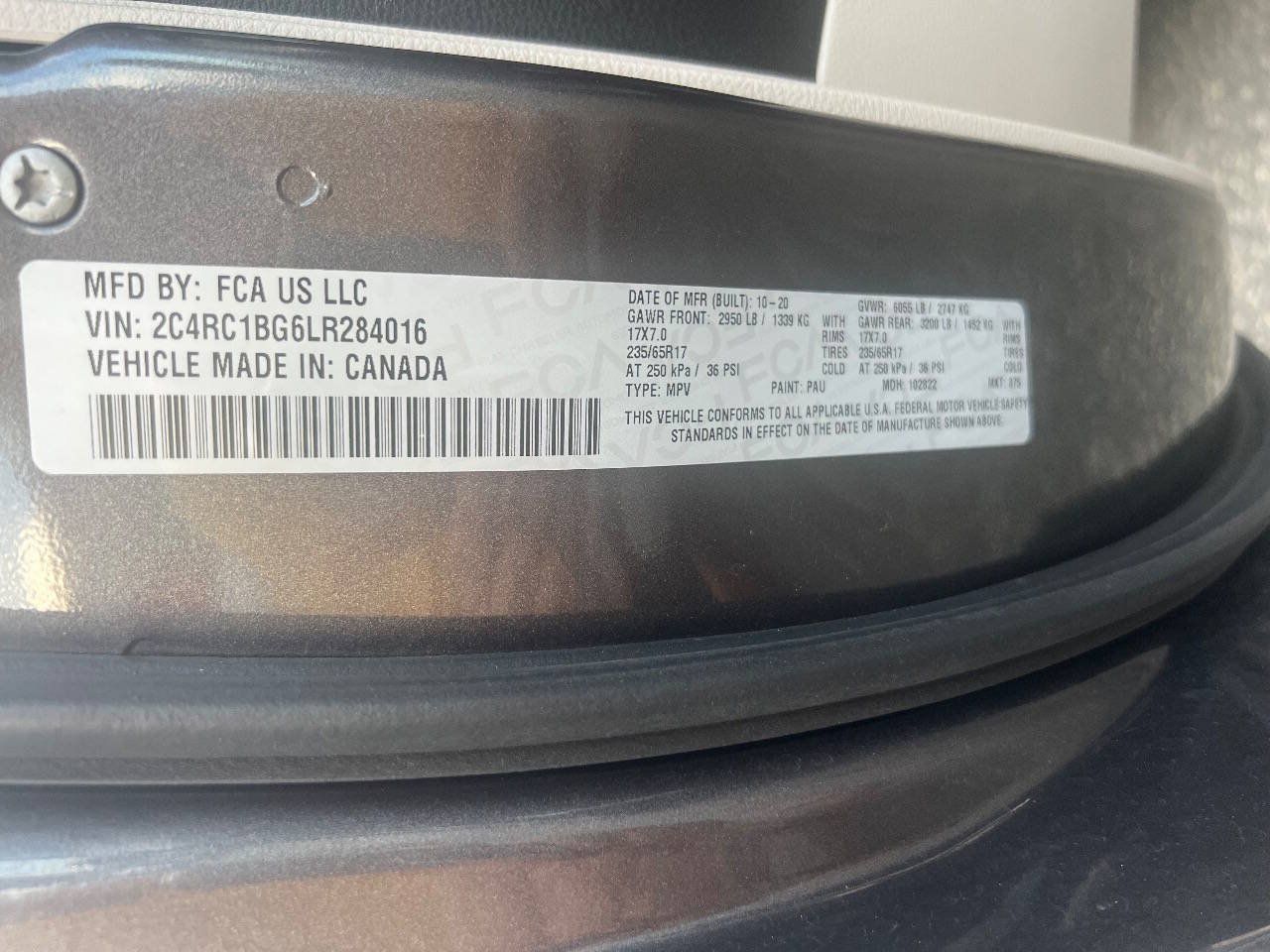 Used 2020 Chrysler Pacifica Touring-L FWD image 34