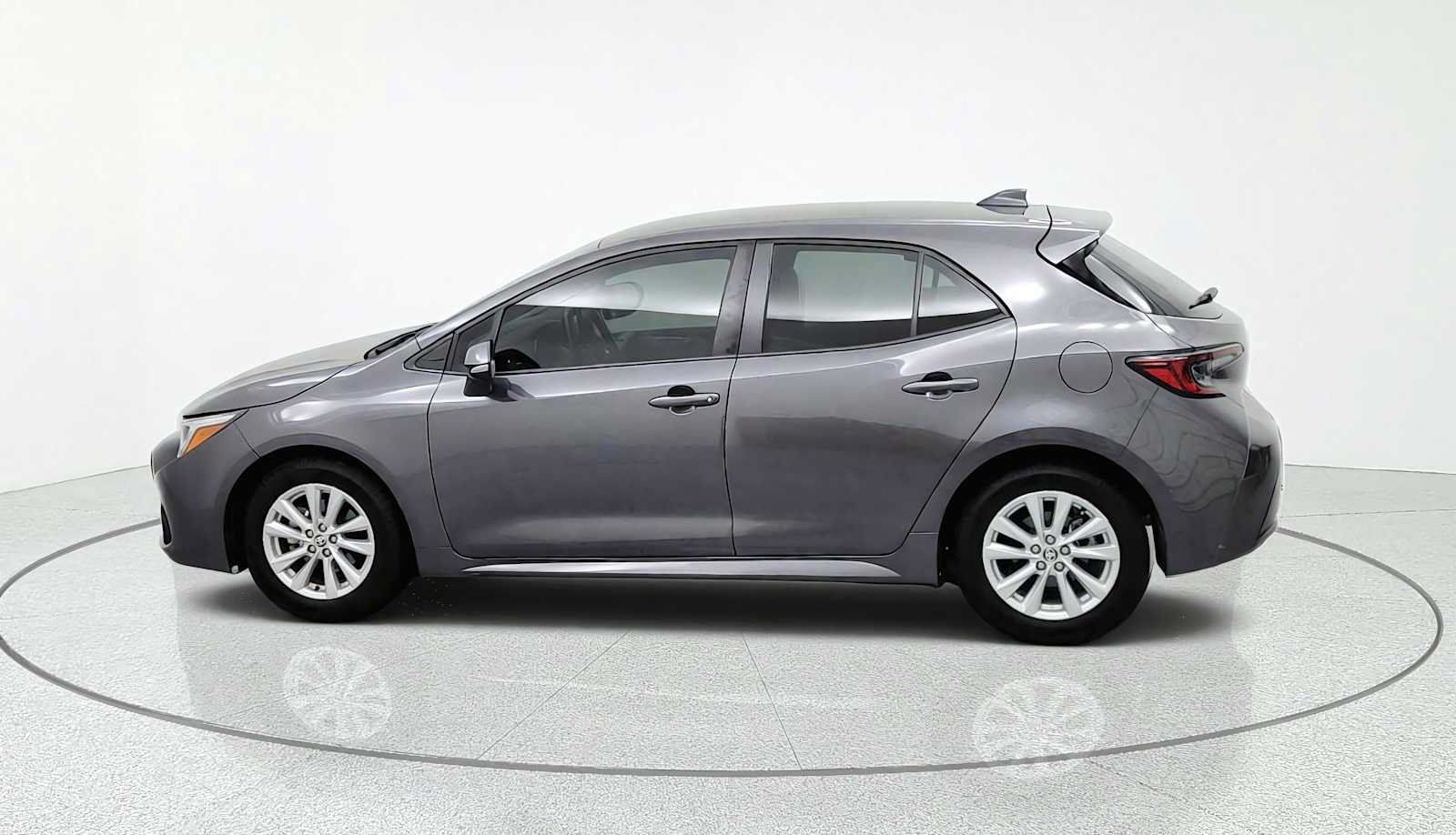 Used 2024 Toyota Corolla SE FWD image 6